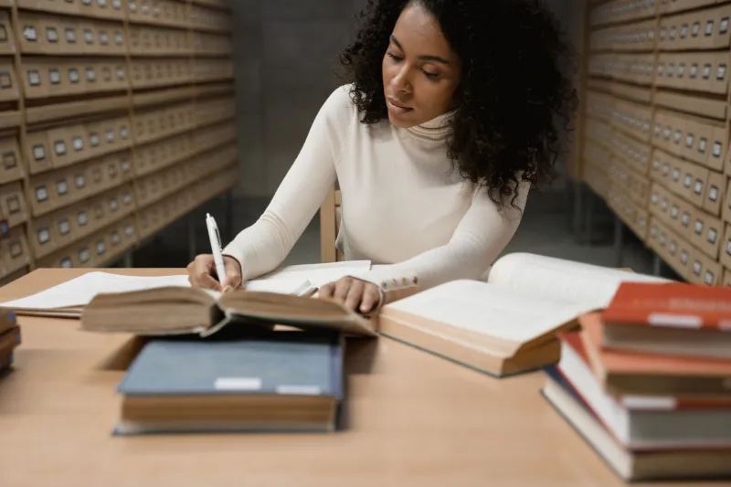 Beyond the Undergraduate Ceiling: What UK Postgraduate Markers Actually Expect from Master's Essays